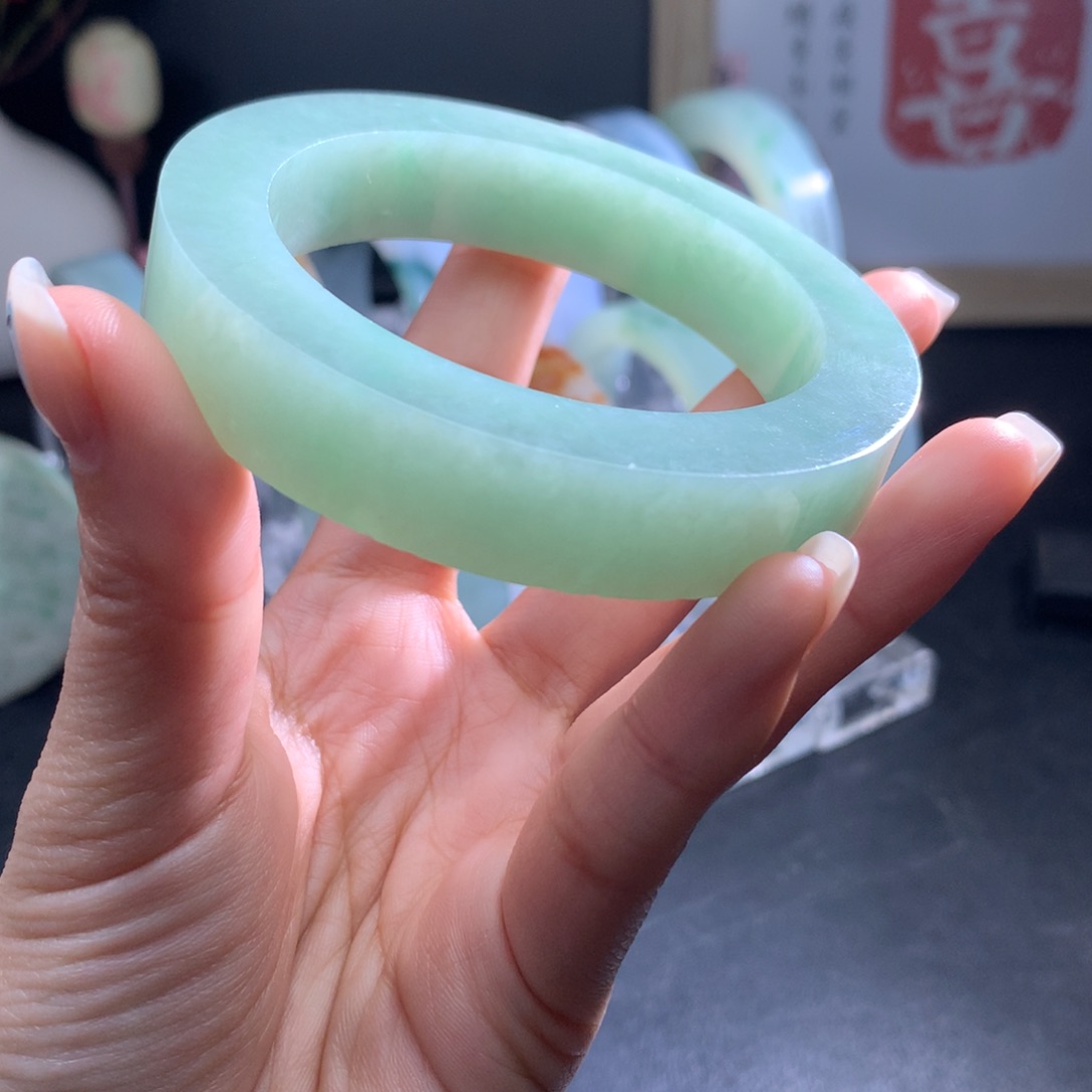 定制翡翠手镯未镶嵌