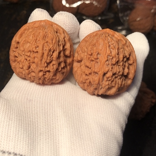 文玩核桃把件南疆石40