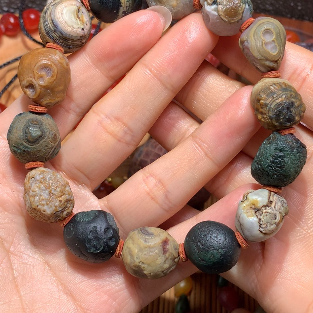 未镶嵌玛瑙/玉髓珠宝半成品