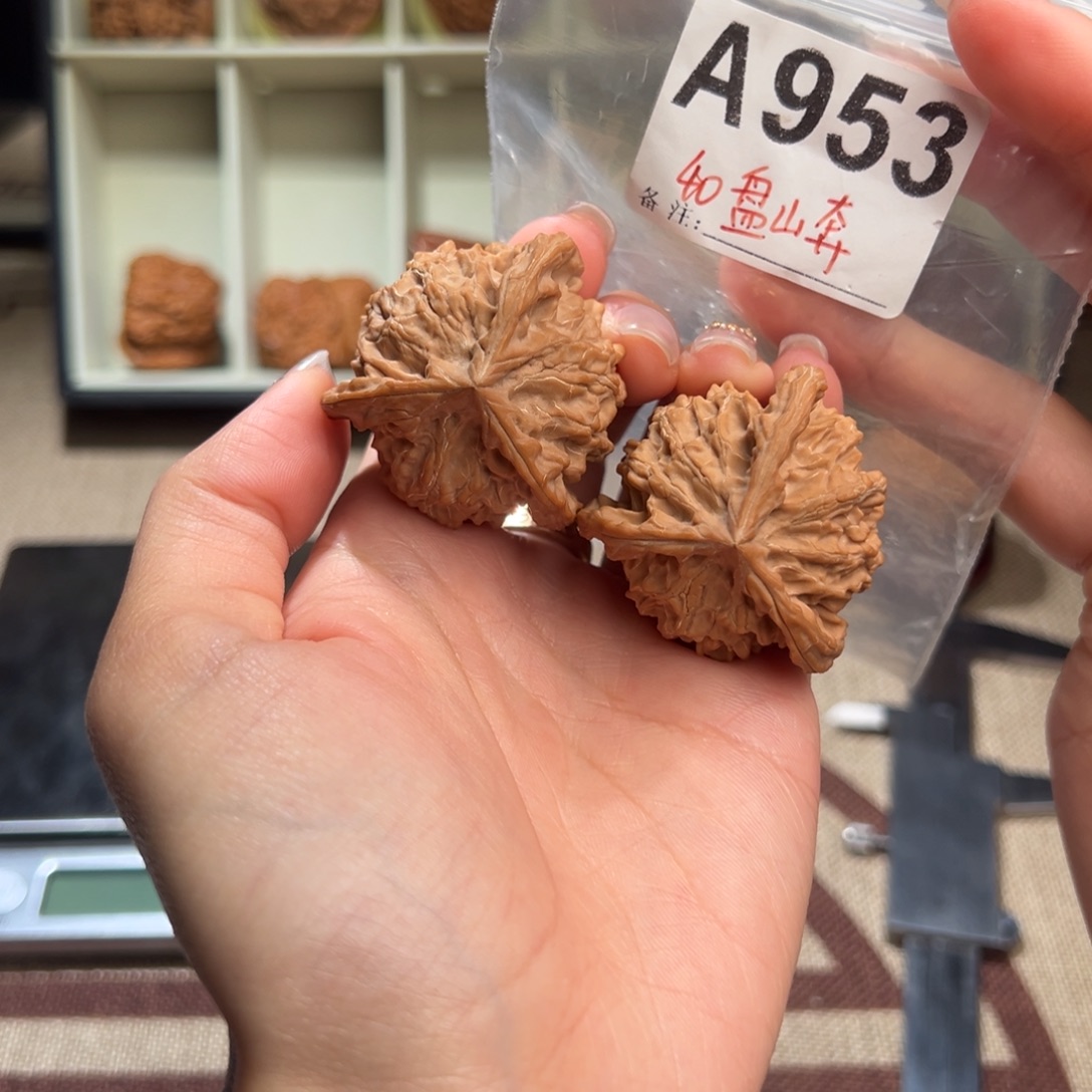 40全品盘山奔文玩核桃