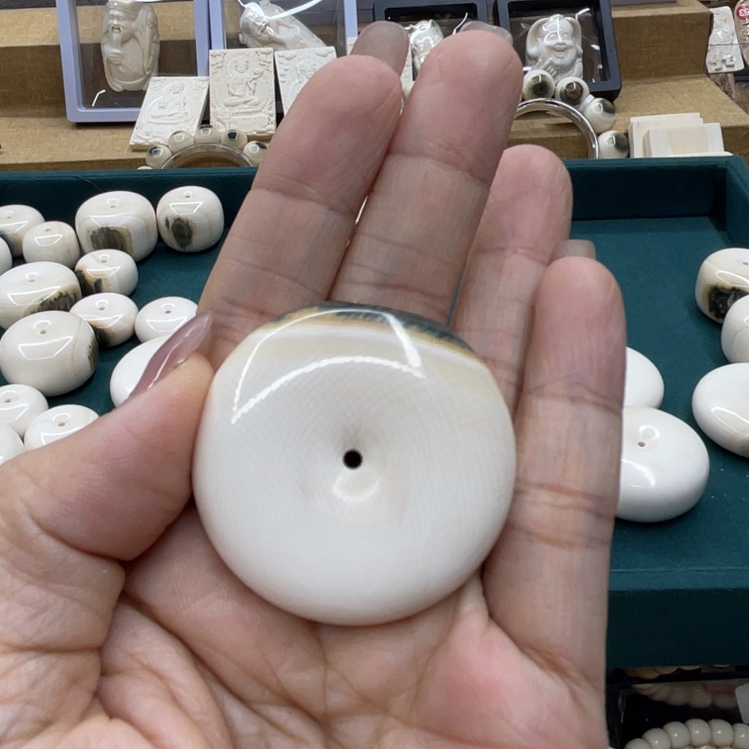 薄***咪猛犸象牙手串/手链/手镯蓝眼平安扣