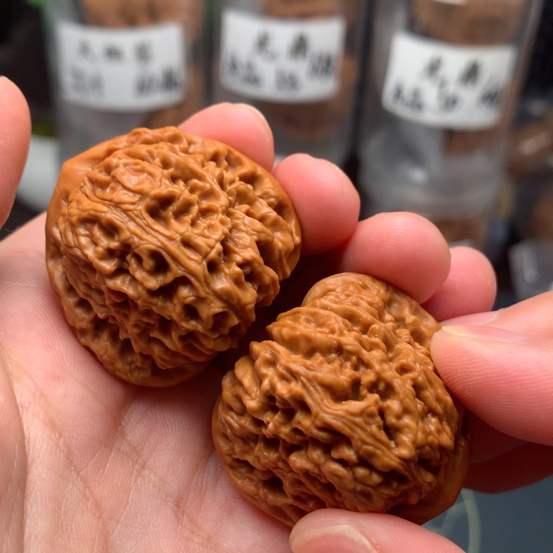 【闪购商品】桃核吊坠南疆35-3913-3