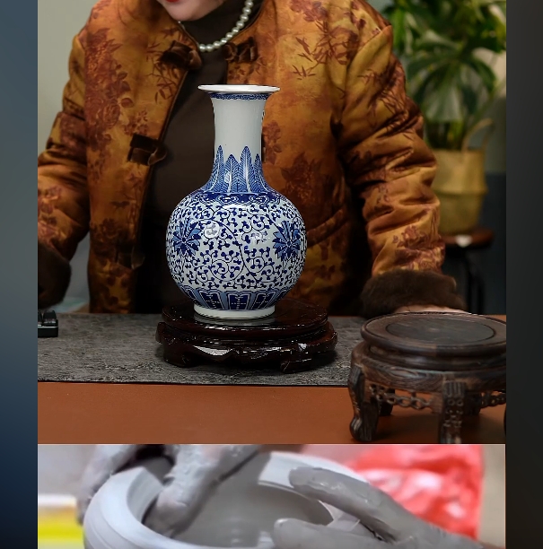 景德镇国企好瓷推荐青花缠枝莲画片赏瓶080