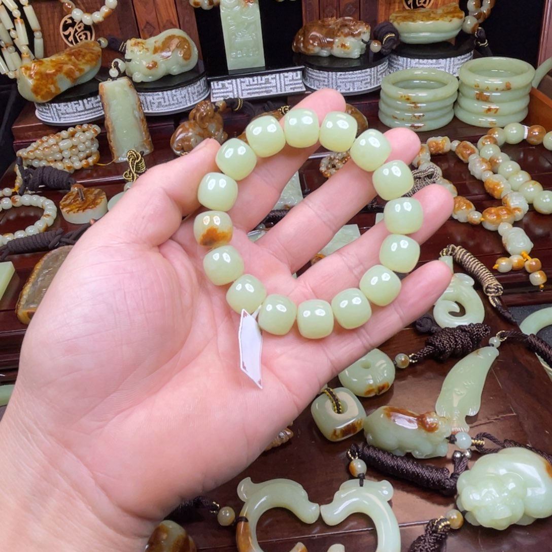 岫岩河磨玉（透闪石质玉）未镶嵌手链