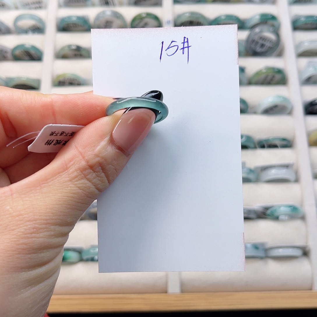 翡翠戒指未镶嵌戒指