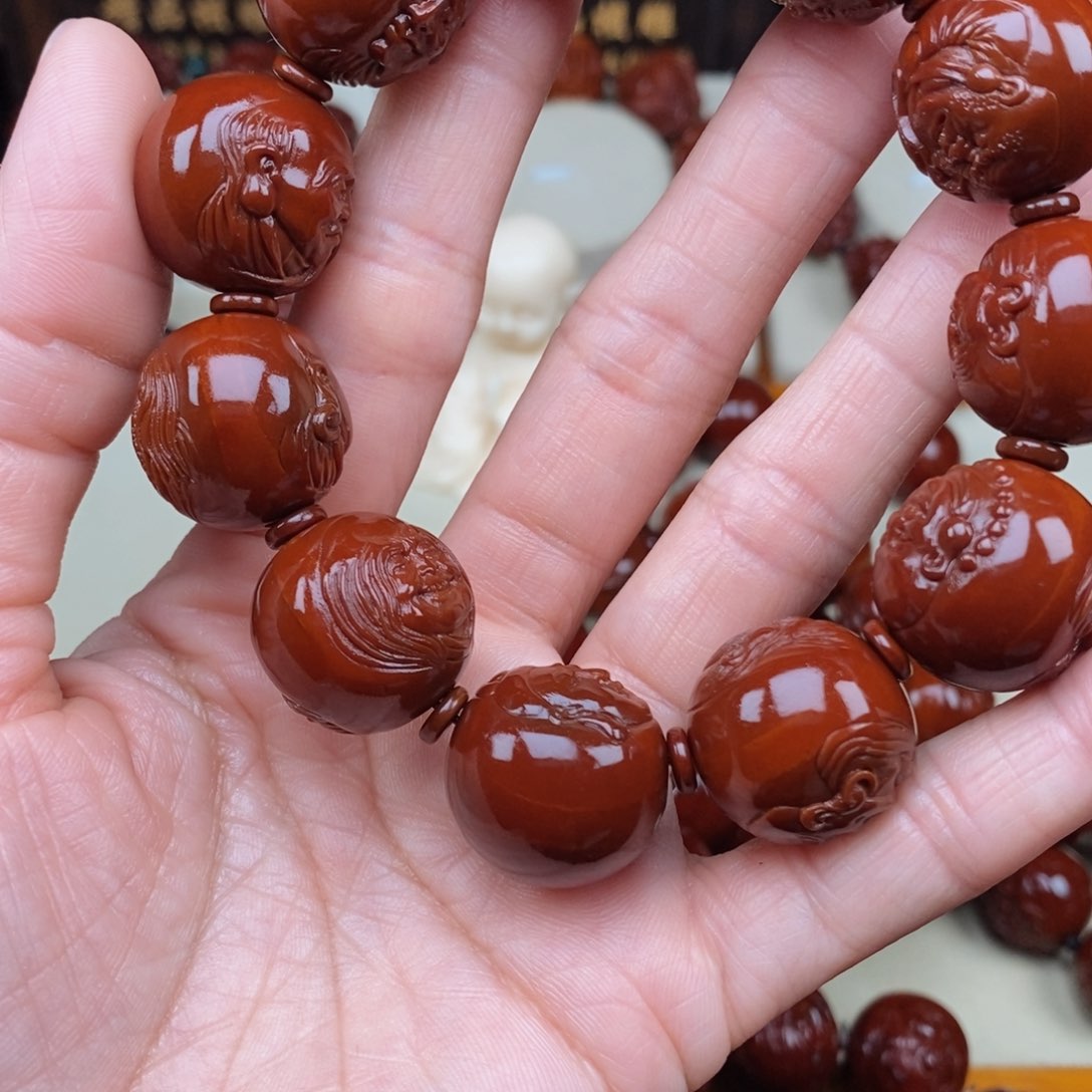 橄榄核吊坠华**梁十八罗汉