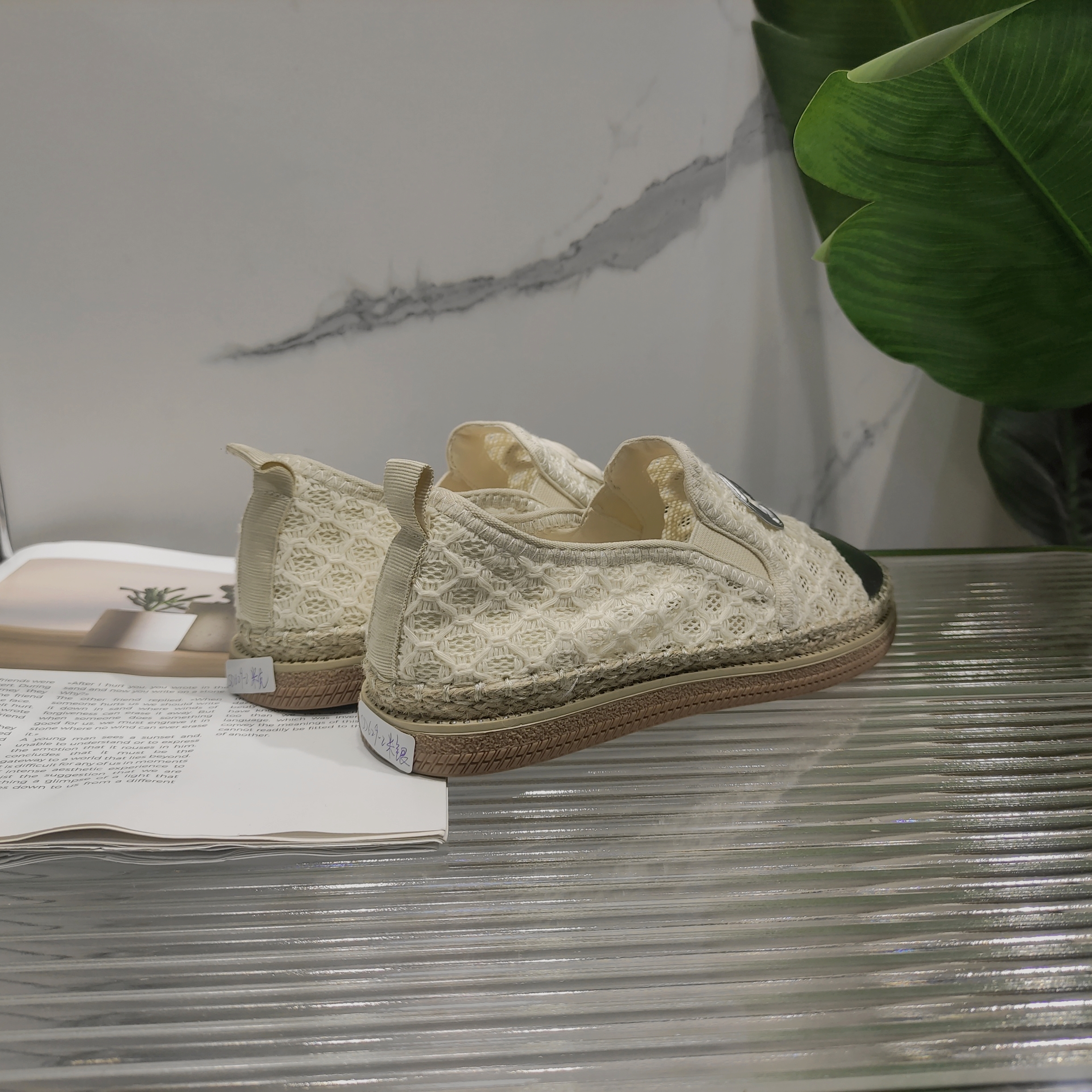 英伦风时尚女网纱透气薄款休闲学生百搭渔夫鞋629-2(拍大一码)