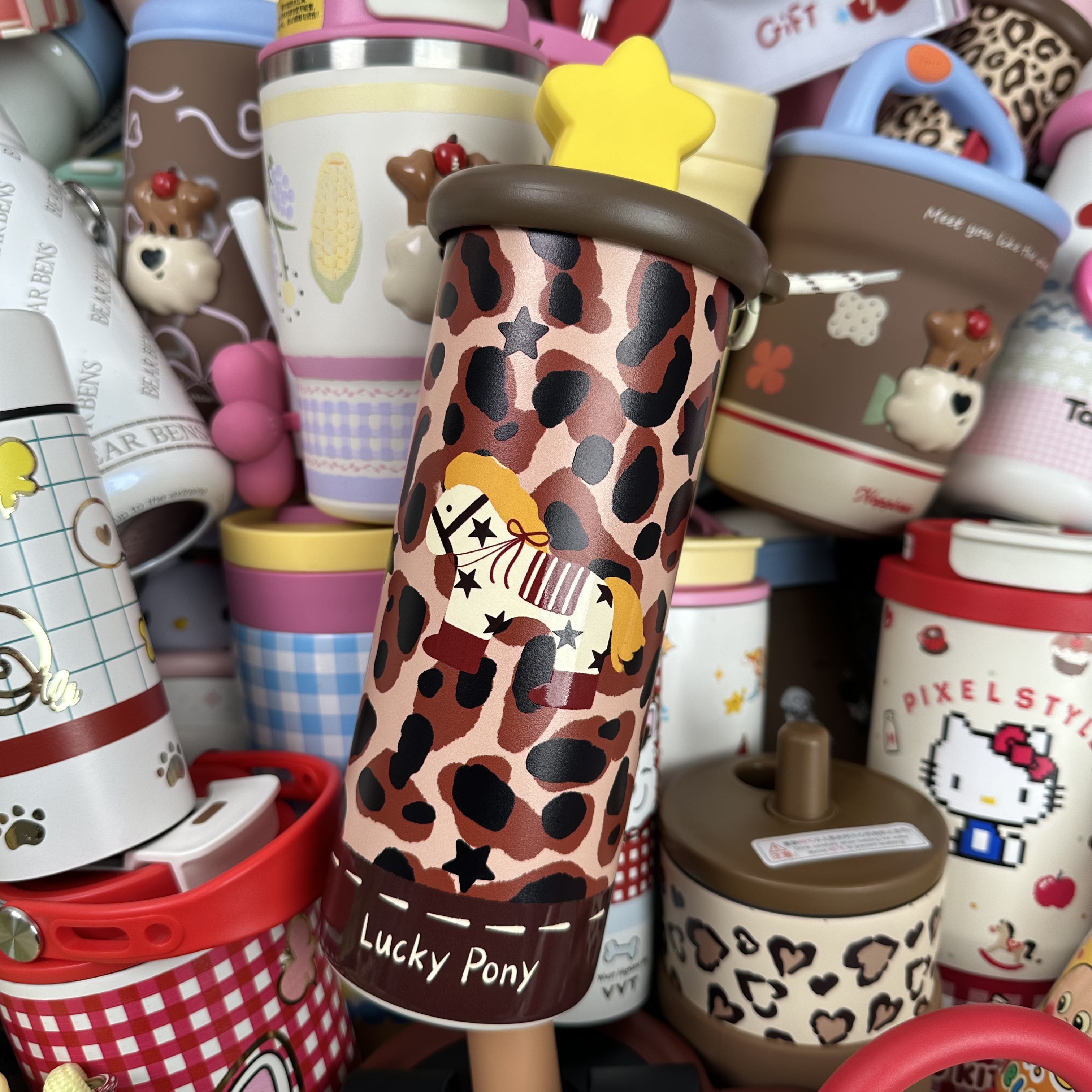 高颜值2026新款保温杯吸管杯豹纹小马便携大容量新年创意