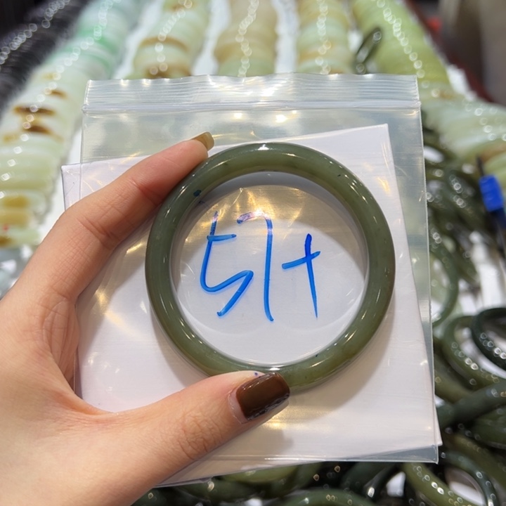 和田玉（糖玉）手镯未镶嵌