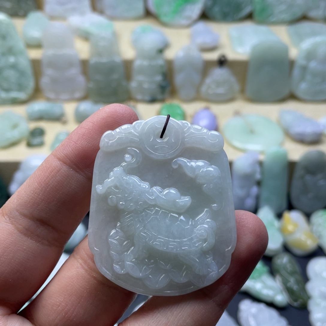 翡翠未镶嵌颈饰纯天然翡翠