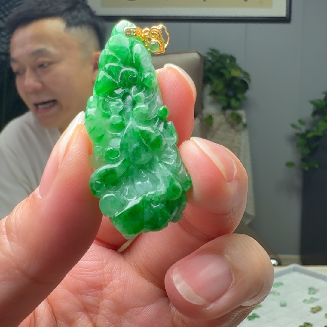 翡翠18K金镶嵌吊坠(不含链)天然