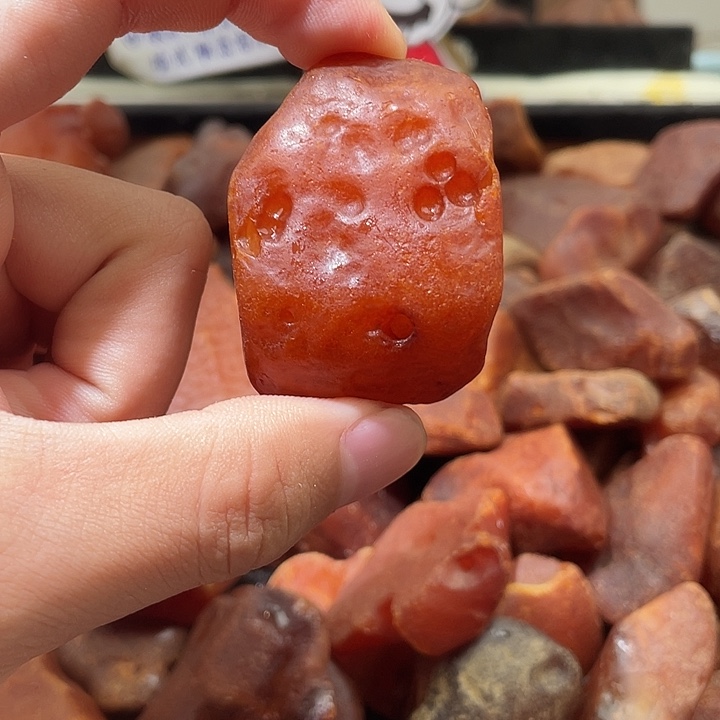 裸石琥珀未镶嵌吊坠