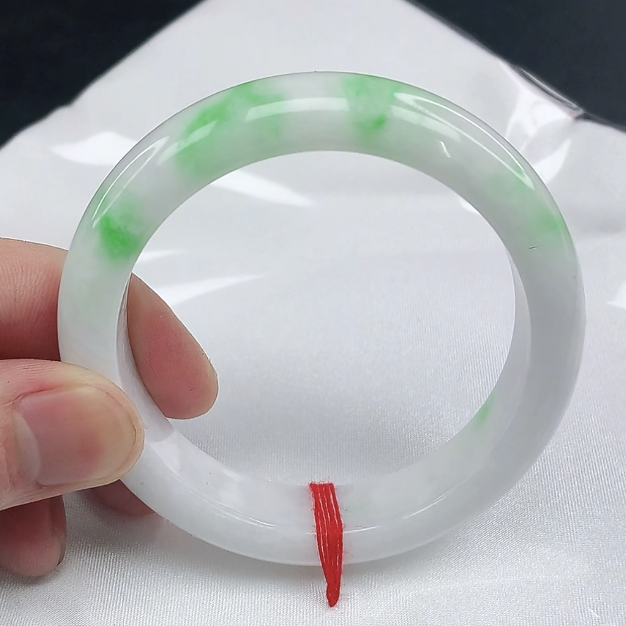 缅甸天然翡翠a货手镯，圈55（6406）正