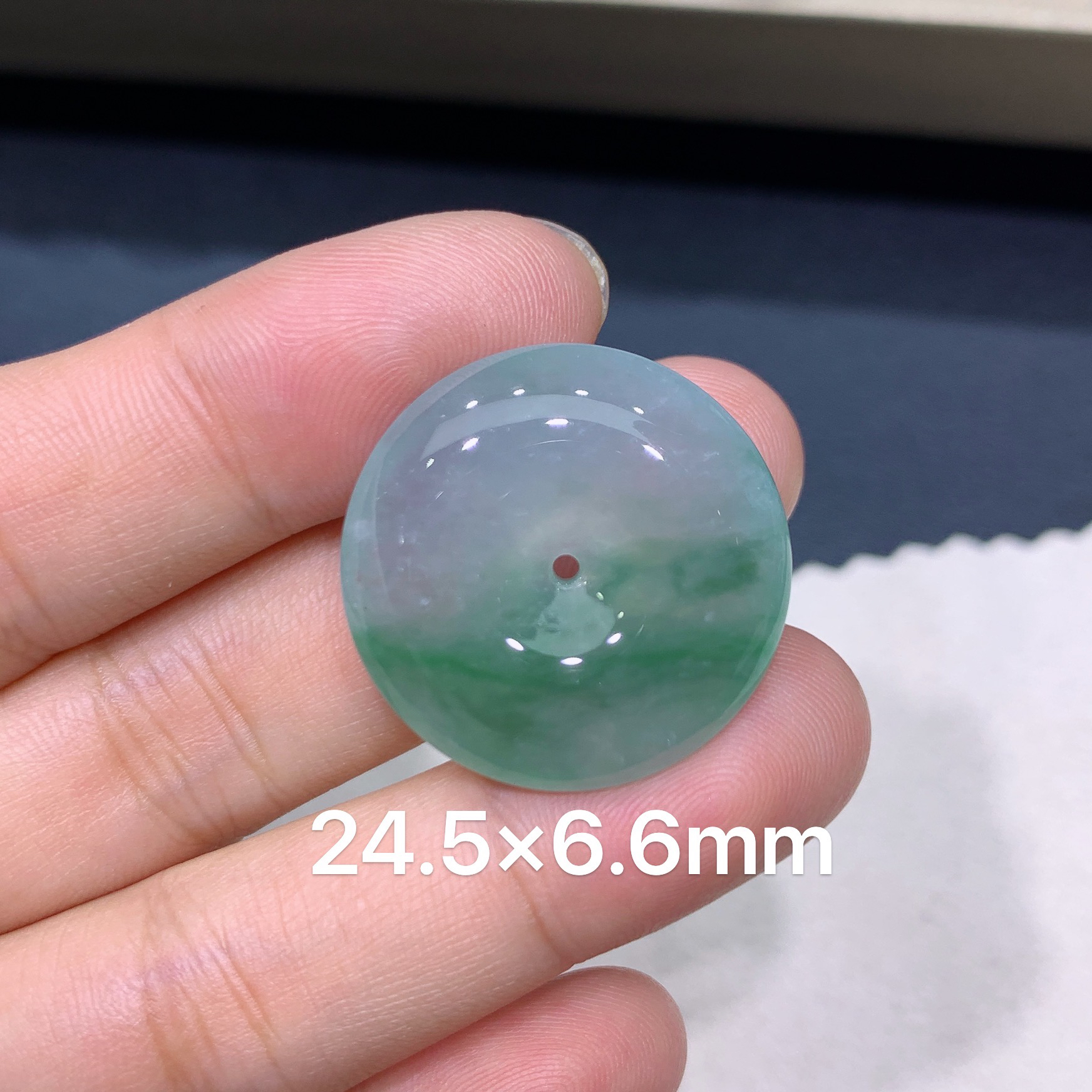 缅甸天然A货翡翠 老坑冰种飘花平安扣吊坠 玉质细腻 k102