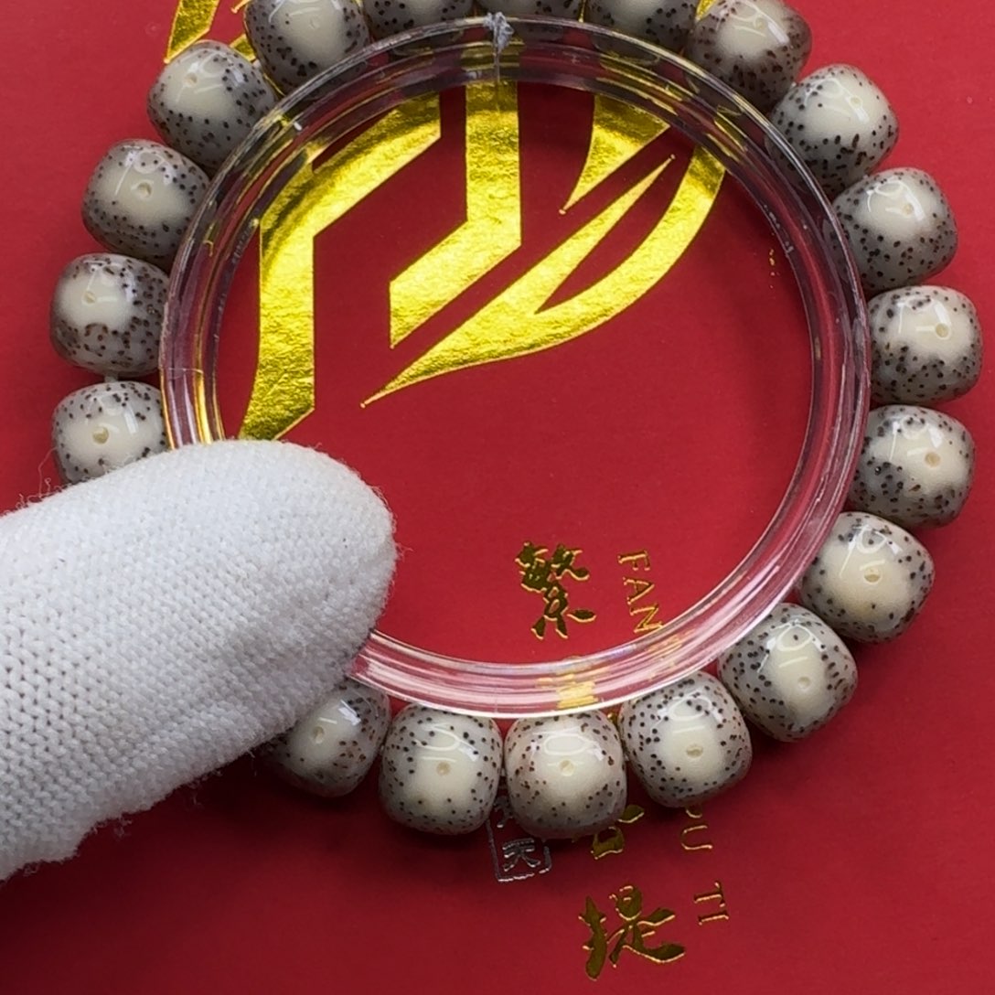 星月菩提手串22梵天粉冰卡姿兰大眼睛11单圈