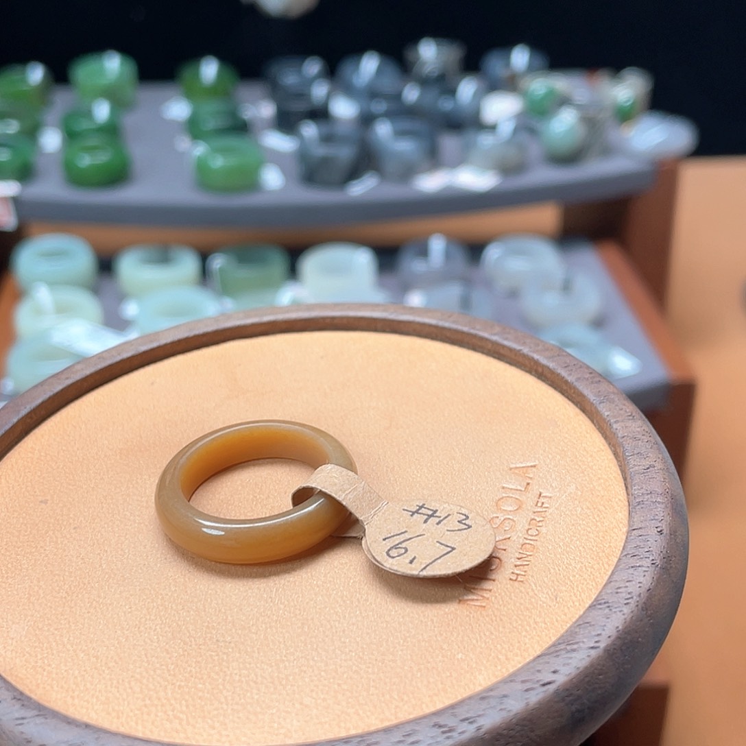 和田玉戒指未镶嵌小*专拍8-16.7