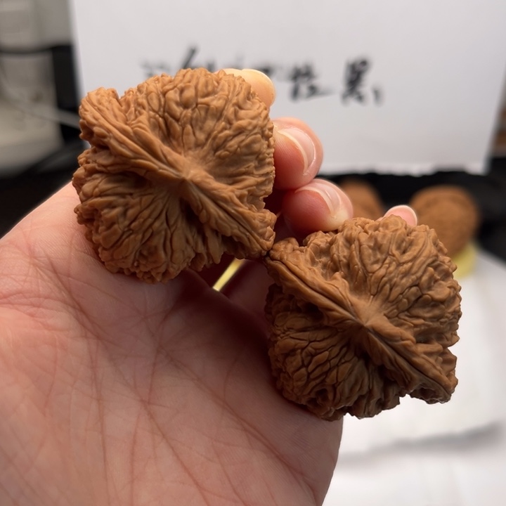 文玩核桃吊坠南疆43