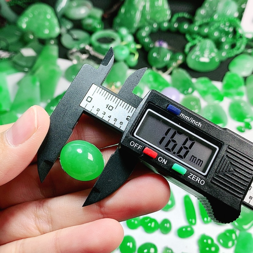 【闪购商品】翡翠颈饰未镶嵌樱***子翡翠16.8*14*9.3