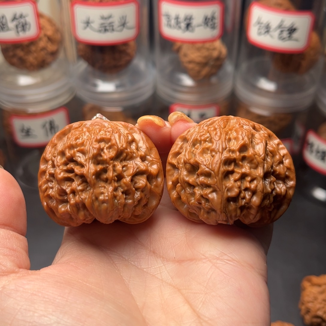 文玩核桃把件小众野牛