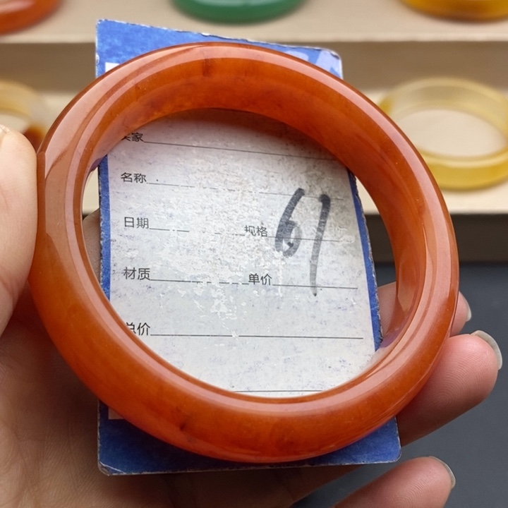 石英质玉未镶嵌手镯