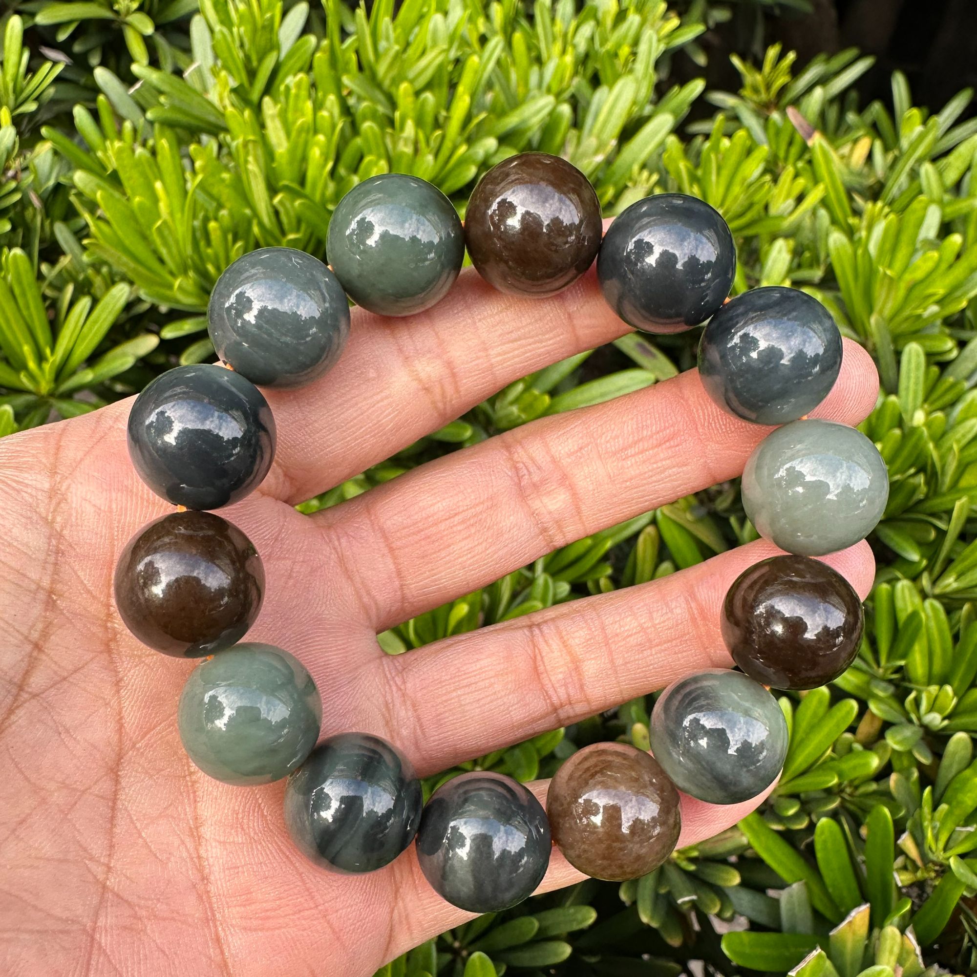 和田玉楼兰三色手串卡16