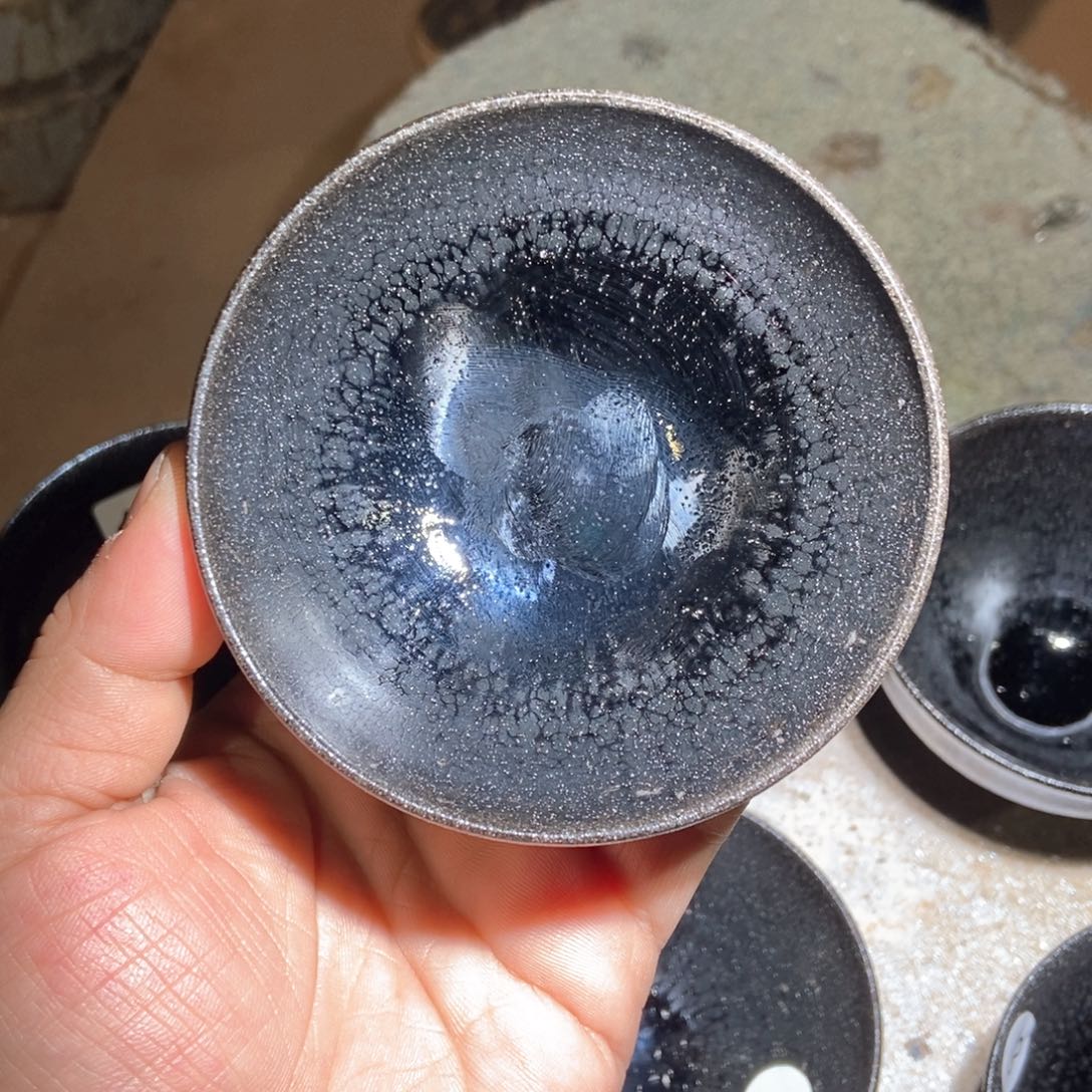 茶盏泉***阁徐祖鹏冰点价