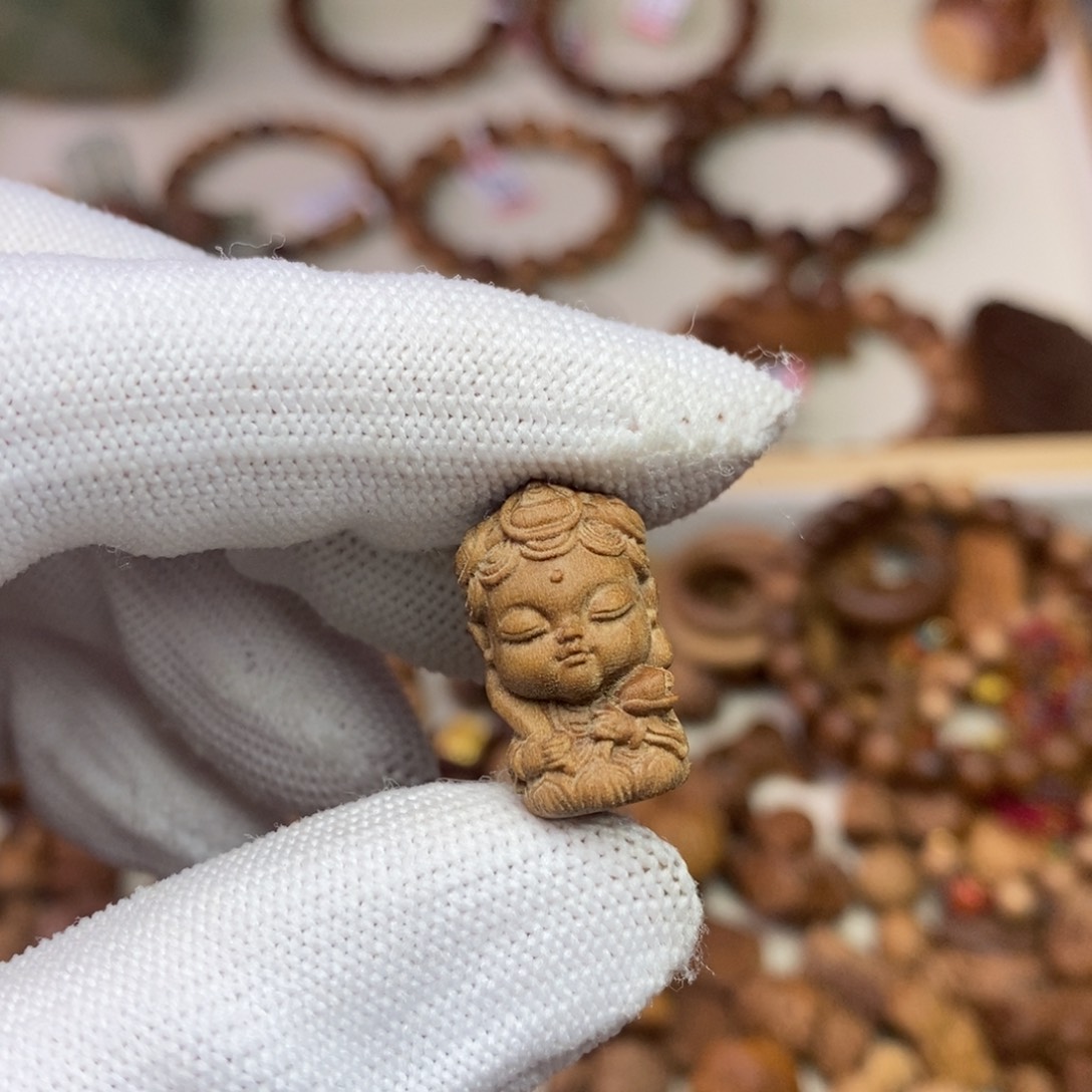 檀香木散珠印度迈索尔老山檀2.0虚空瑕疵