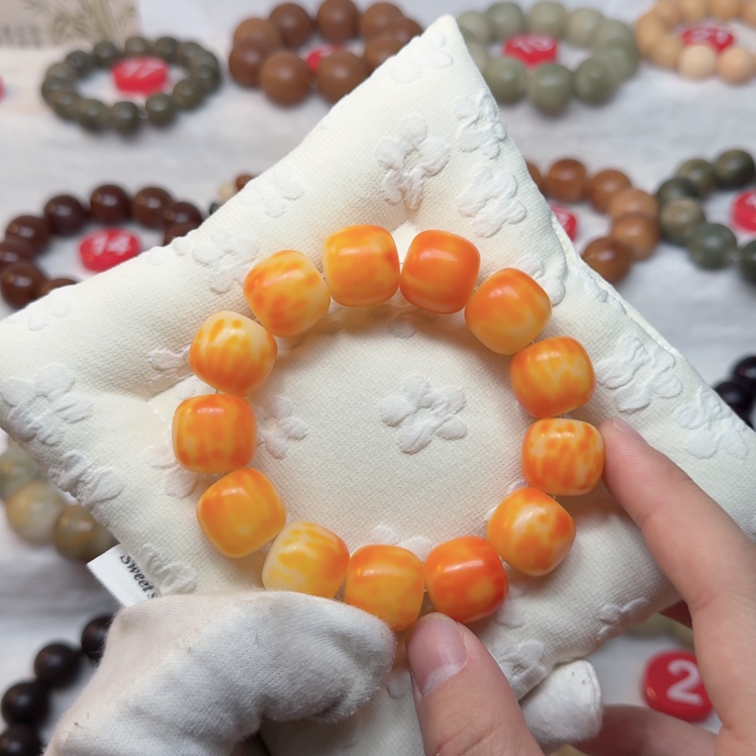 吊坠白玉菩提卡18手工干磨老型橘猫