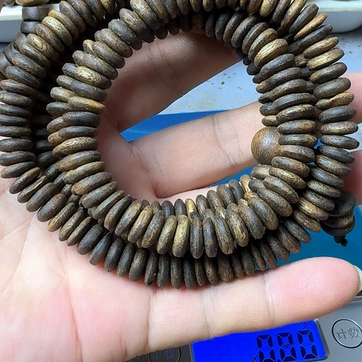 沉香手串安****头乌身手串34克加