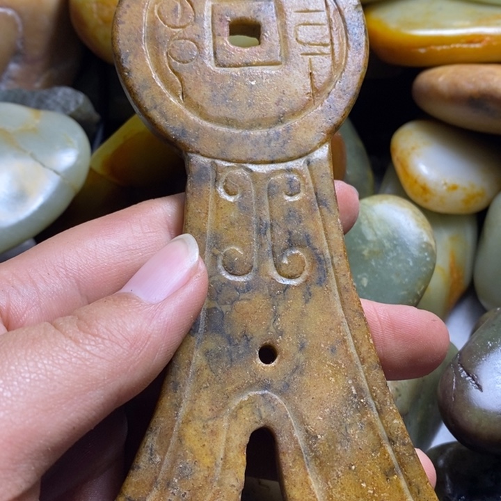 未镶嵌和田玉（糖玉）挂件