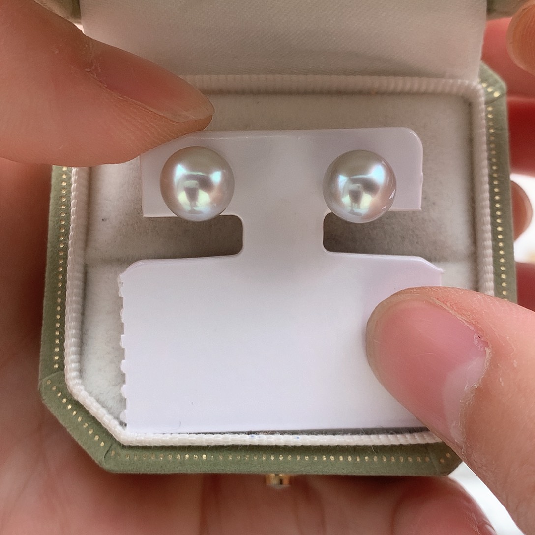 海水珍珠8-8.5mm真多麻素钉18K金镶嵌