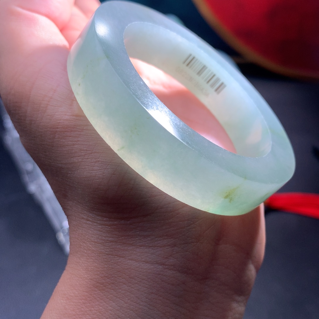 未镶嵌翡翠手镯定制翡翠