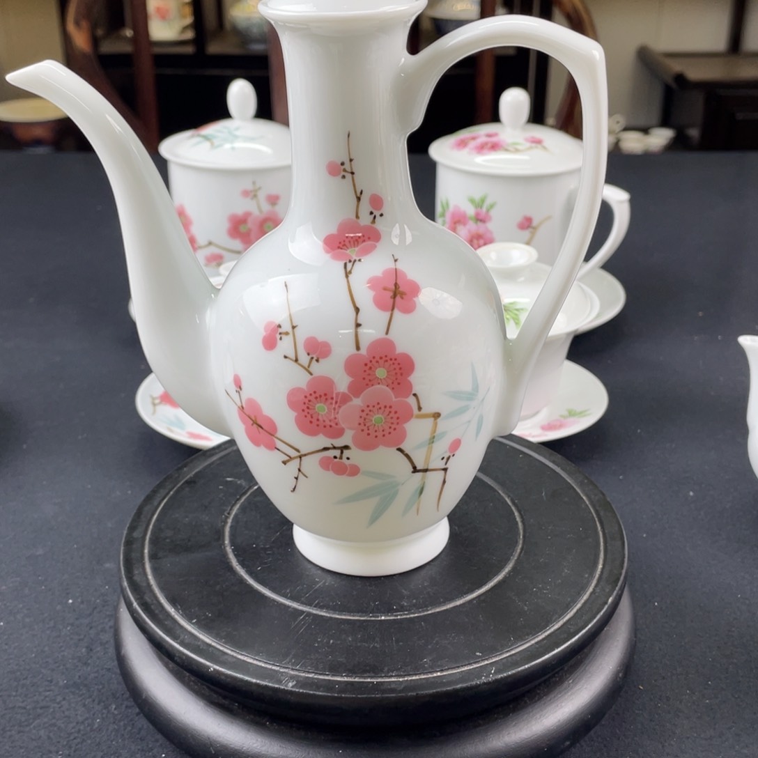 瓷片轻工业陶瓷研究所