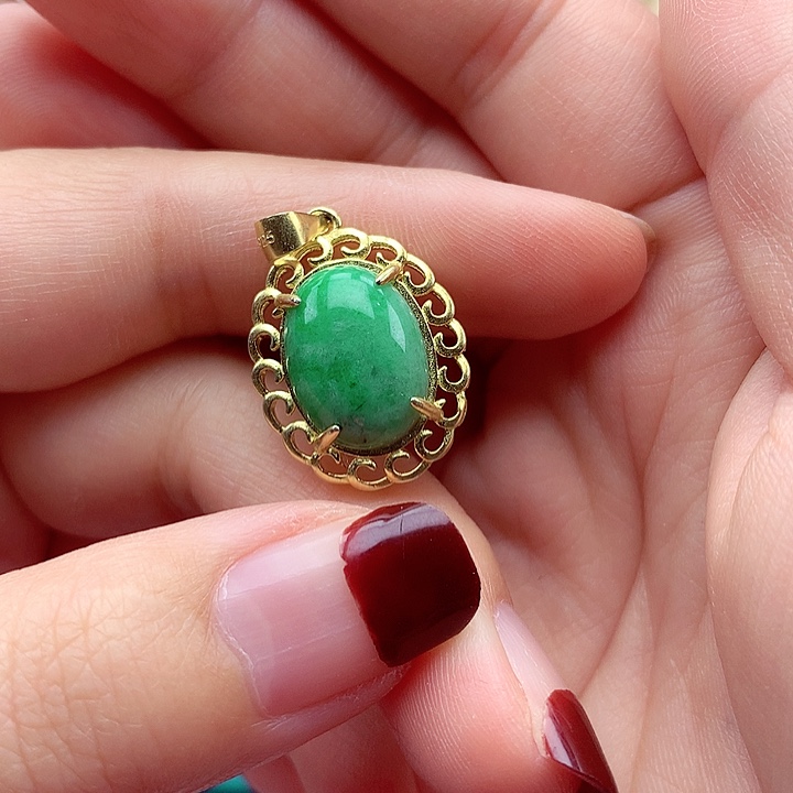 翡翠颈饰银S925镶嵌翡翠