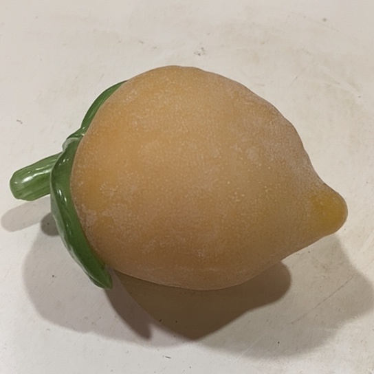 柠檬高6厘米宽6厘米