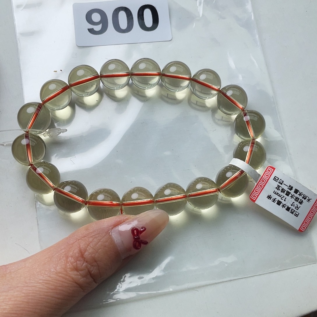 水晶手串900。未镶嵌杨*茜