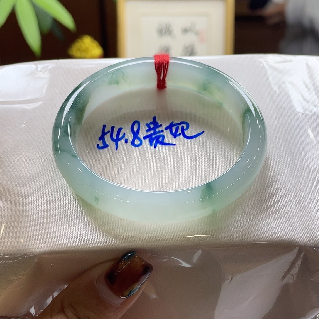 翡翠未镶嵌手镯10 号链接