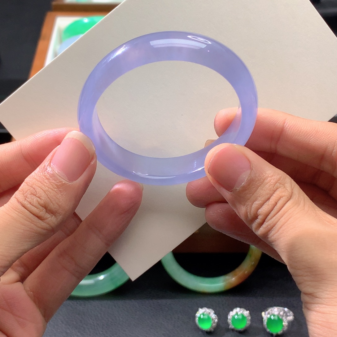 翡翠未镶嵌手镯大贵妃