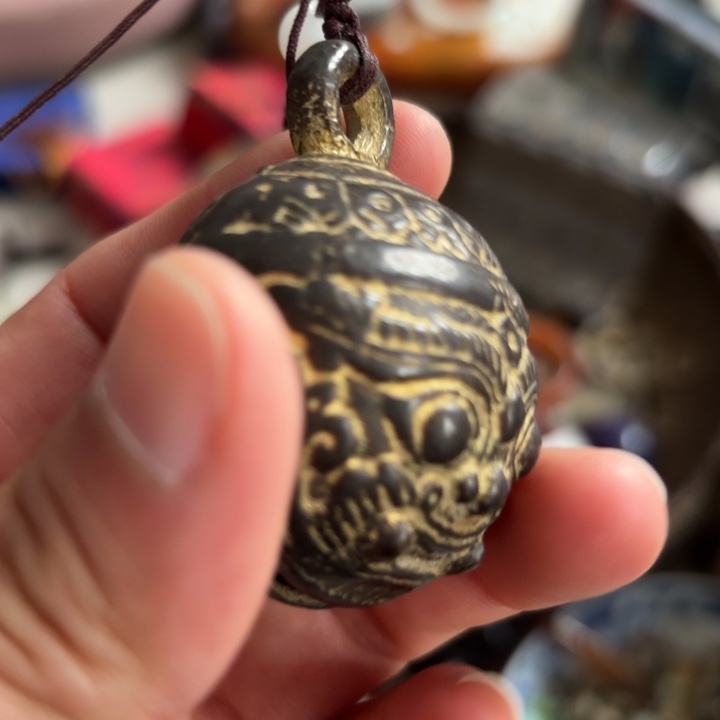 卓***凡大叶紫檀（黑酸枝木类）