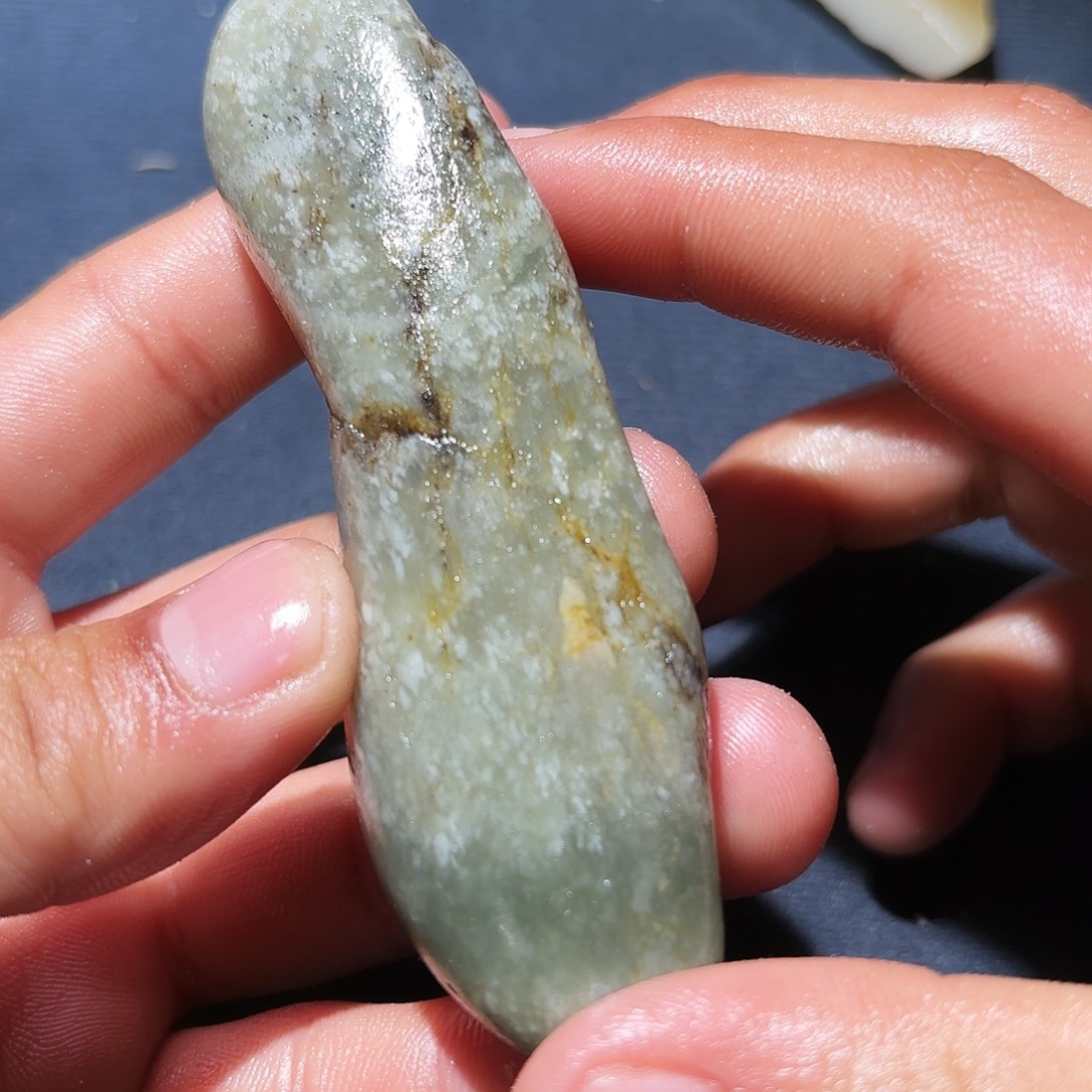 和田玉未镶嵌珠宝奇石