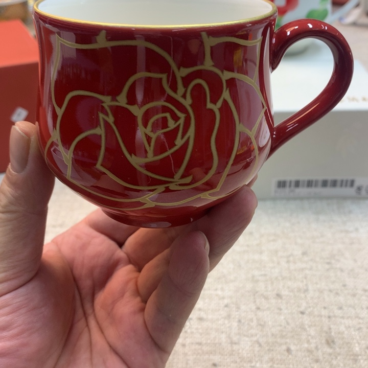 海***金瓷阁家的美丽瓷器