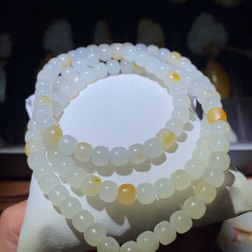 【闪购商品】吊坠(不含链)未镶嵌和田玉