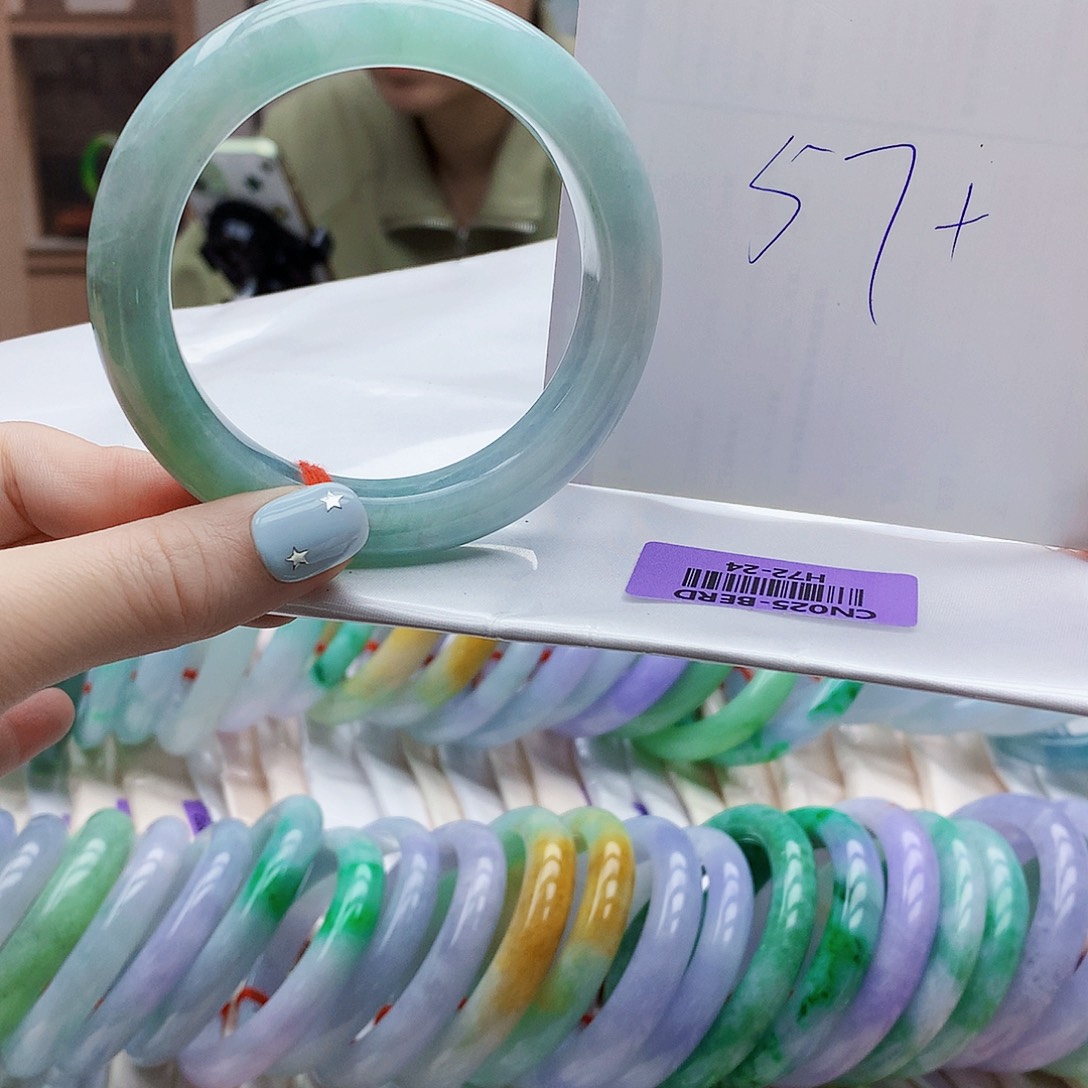 未镶嵌手镯翡翠hjj