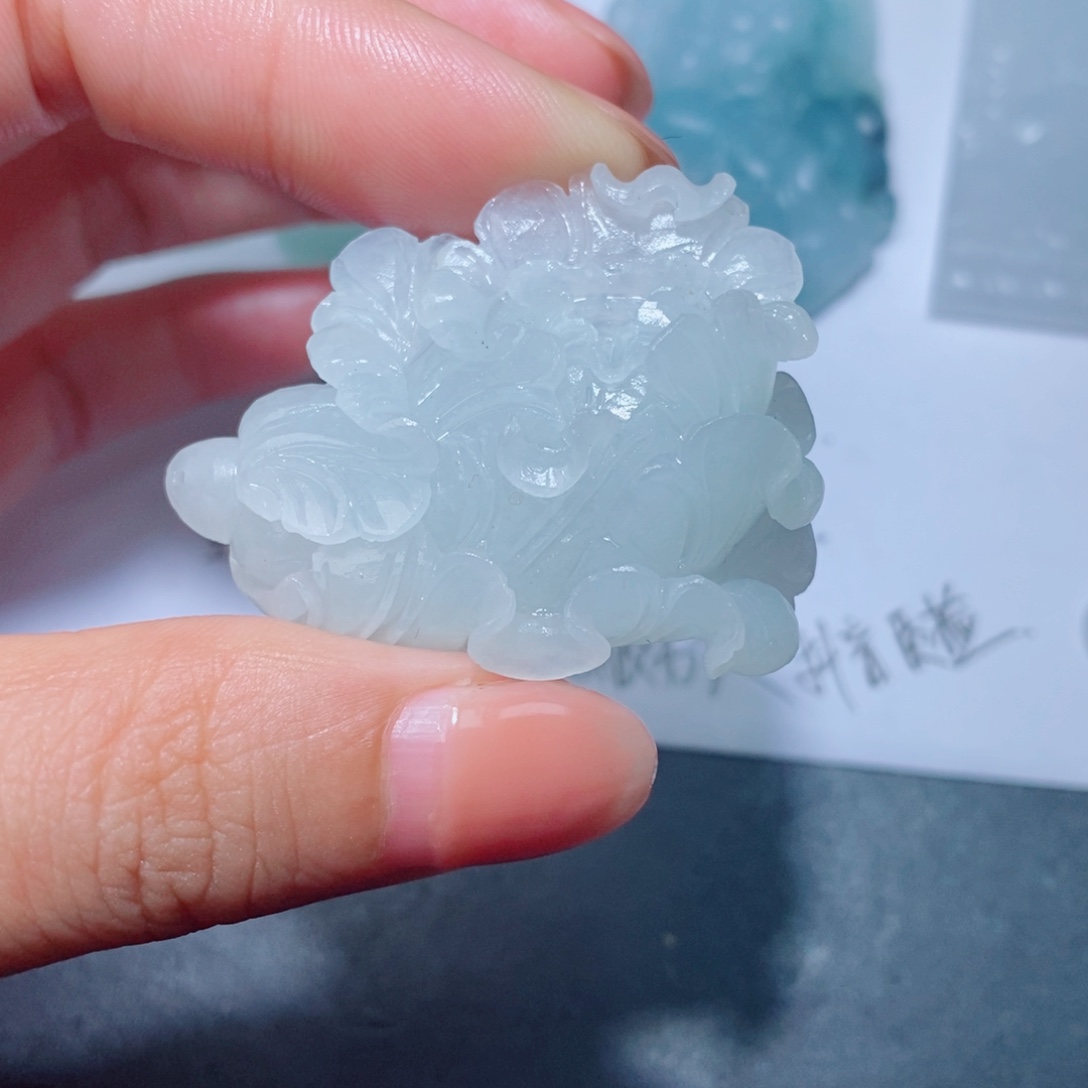 未镶嵌吊坠定制翡翠