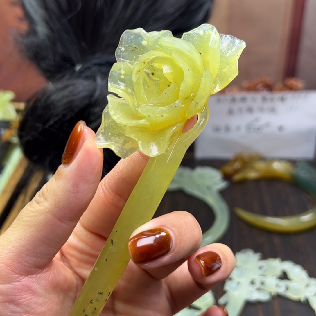 未镶嵌蛇纹石玉发簪