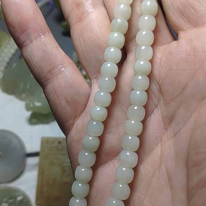 和田玉颈饰未镶嵌大**身