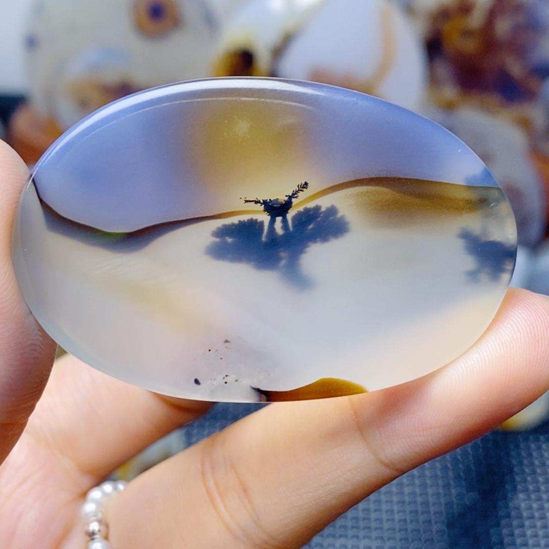 玛瑙/玉髓未镶嵌珠宝奇石