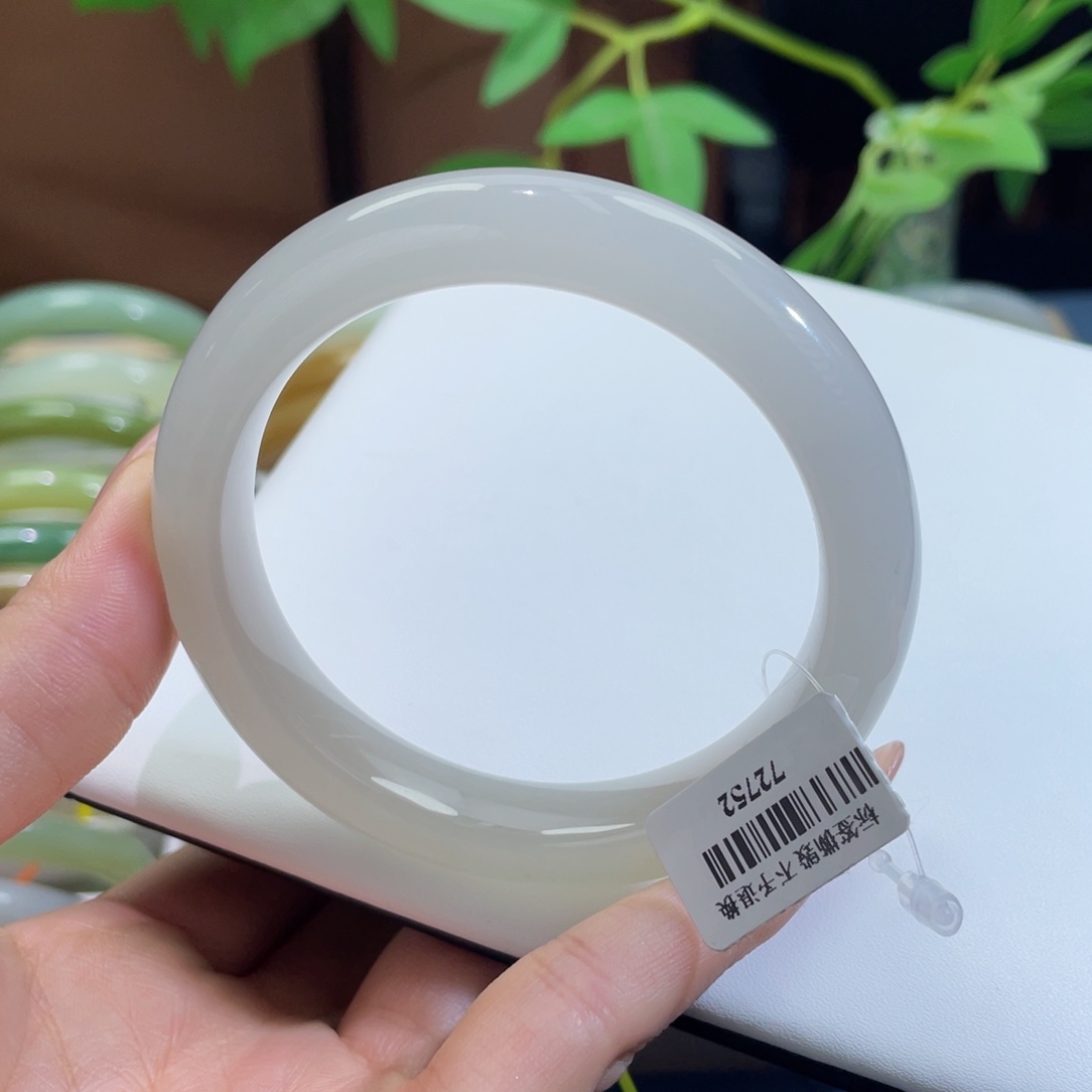 未镶嵌手镯和田玉口径59