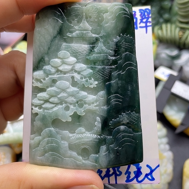 颈饰未镶嵌翡翠天然翡翠
