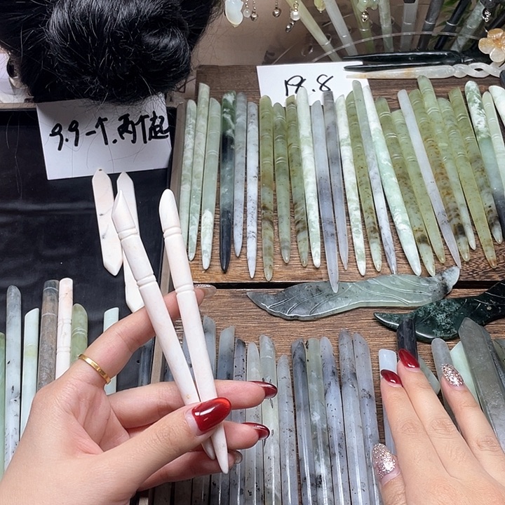 蛇纹石玉发饰合金